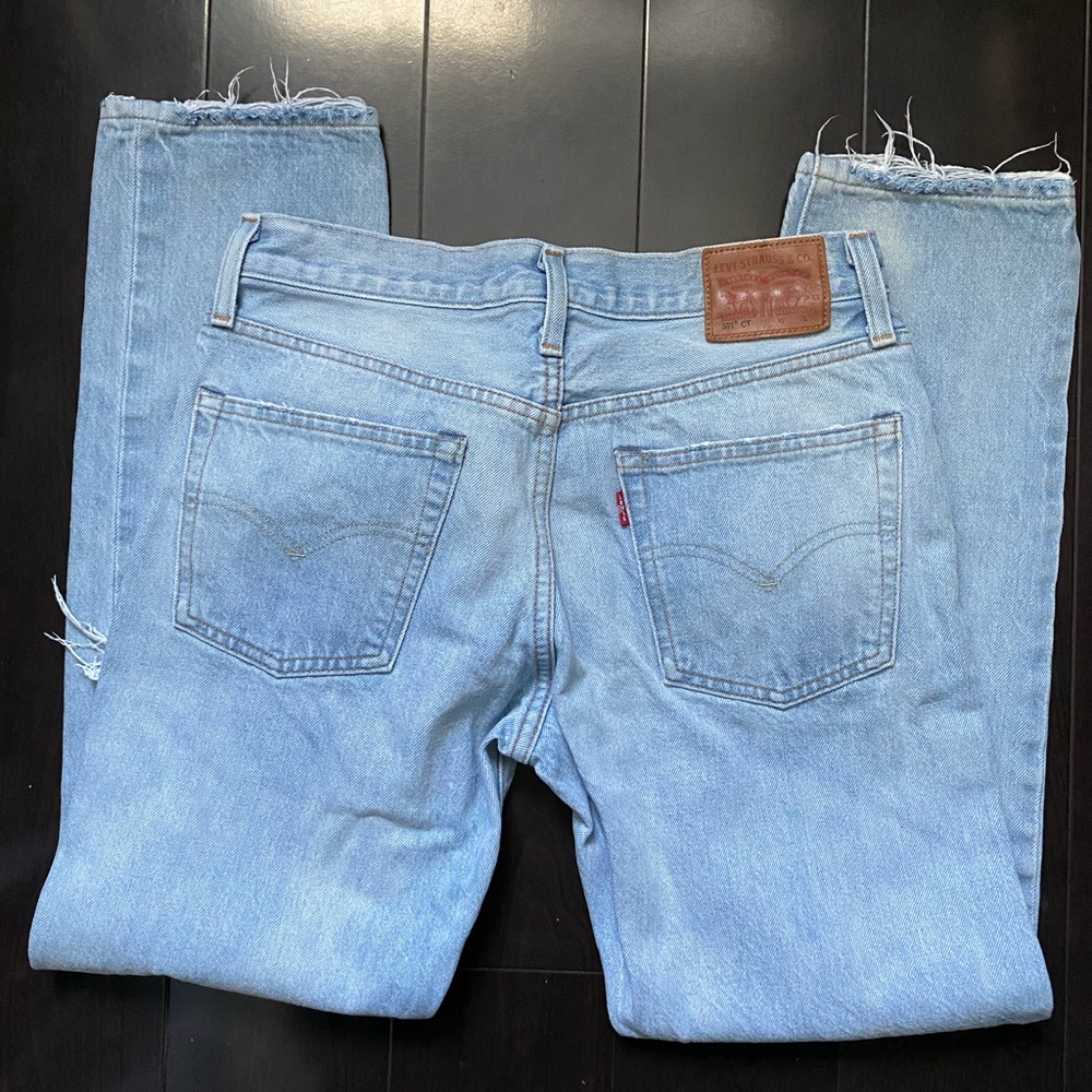 501 LIGHT WASH JEANS LEVIS
